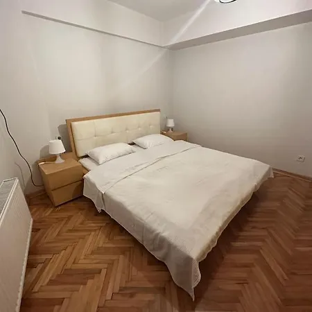 Apartman Close 2 Bagdat Ave.peaceful But Close To The Pulse Of *